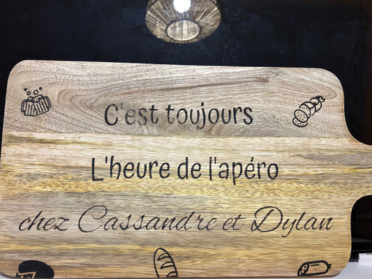 Planche à découpe personnalisable